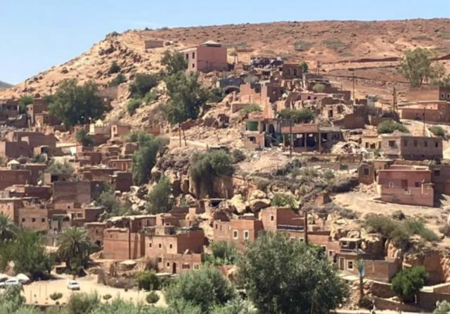 Maroc, hamaze kumenyekana abarenga 2 800 bapfuye.