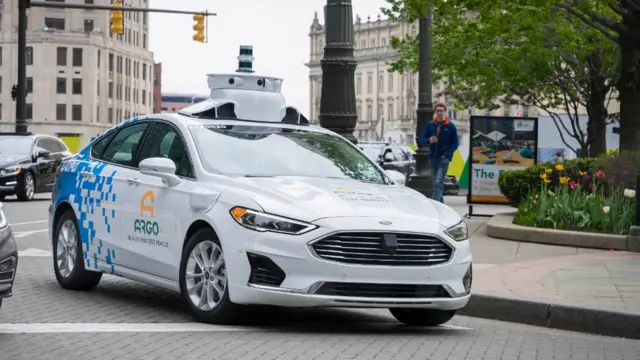 آزمایش ماشین‌های خودران فورد از هفته گذشته در دیترویت آغاز شد