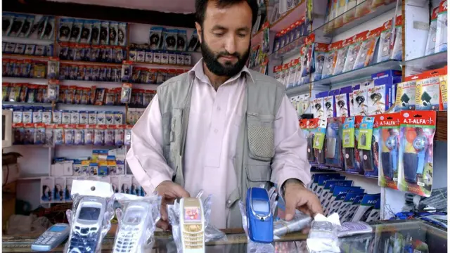 افغانستان د پاکستان له اقتصادي اغېز په وتو دى