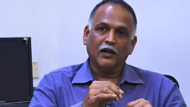  மூத்த பத்திரிகையாளர் ஆர்.கே. ராதாகிருஷ்ணன்