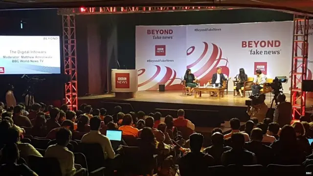 फ़ेसबुक, गूगल और ट्विटर के प्रतिनिधि