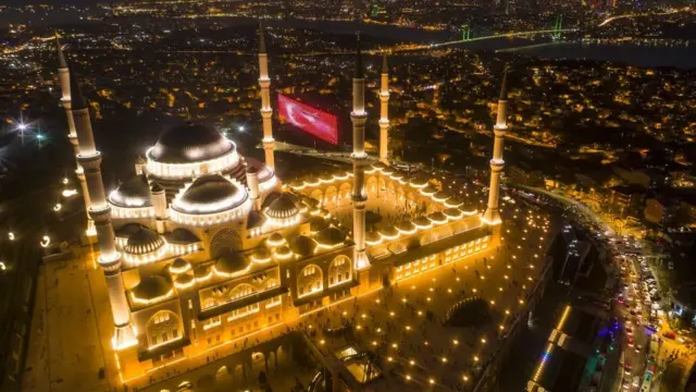 بزرگترین مسجد ترکیه