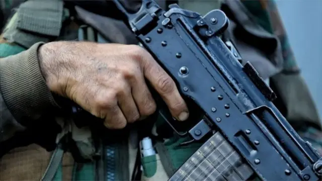 ఎన్ కౌంటర్ పై సోషల్ మీడియాలో విమర్శలతో సైన్యం విచారణ చేపట్టింది