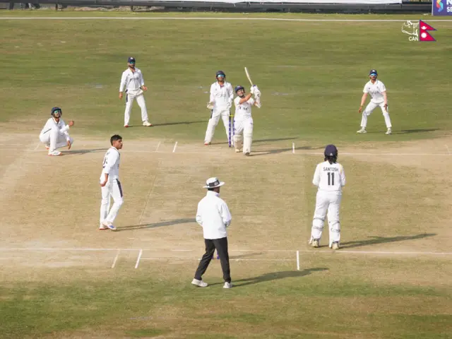 क्रिकेट खेलाडीहरू