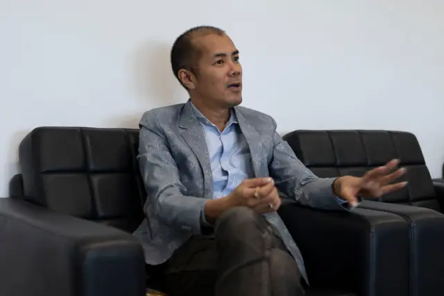 วิชระวิชญ์ อัครสันติสุข นักออกแบบเจ้าของแบรนด์ WISHARAWISH