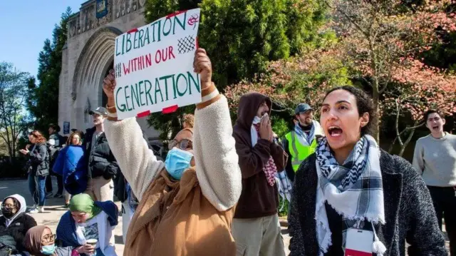 جانب من المظاهرات