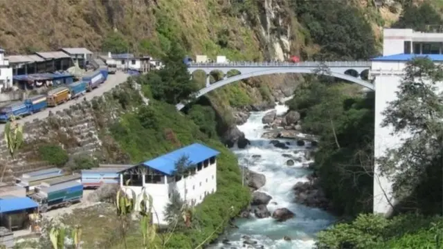 पुरानो मितेरी पुल