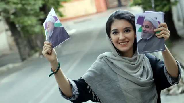 Una simpatizante de Rohani.