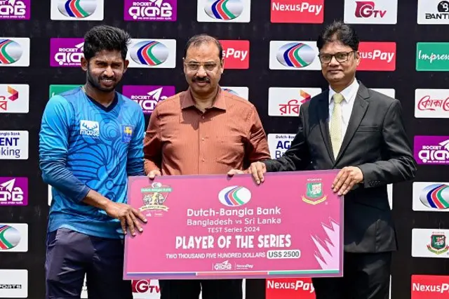 කමිඳු මෙන්ඩිස් වසර 147ක් පැරණි ජාත්‍යන්තර ටෙස්ට් ක්‍රිකට් ඉතිහාසයේ ශ්‍රේෂ්ඨ පිතිකරුවන් කිසිවෙකු මෙතෙක් පිහිටුවා නොතිබූ වාර්තාවක් පිහිටුවීමට සමත් විය.