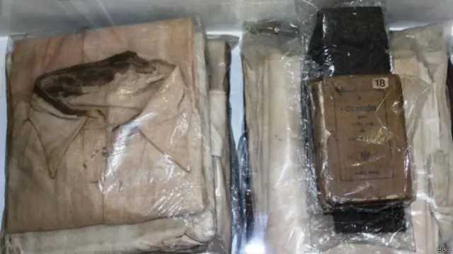 ગોડસેનાં કપડાં