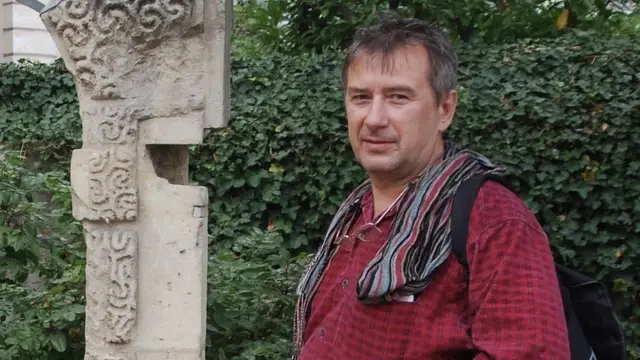 النحات الأوكراني المعروف ألكسندر مورغاتسكي