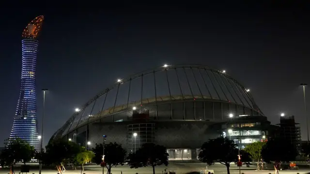 ورزشگاه بین‌المللی خلیفه