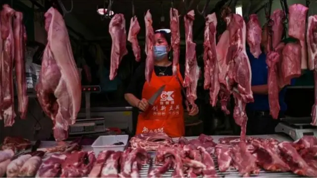 ਕੋਰੋਨਾਵਾਇਰਸ, ਮੀਟ