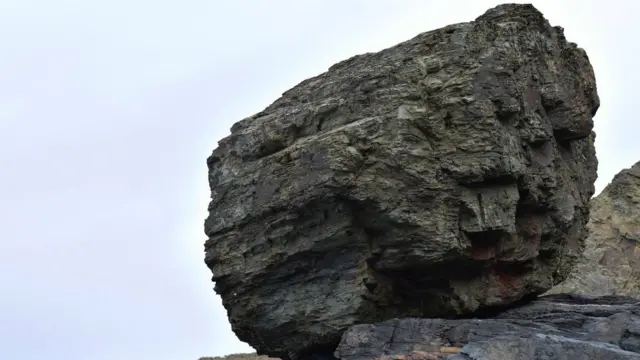 Roca en una playa del sureste de Inglaterra