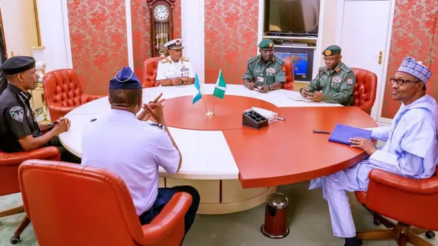 Ganawar shugaba Buhari da hafsoshin tsaro