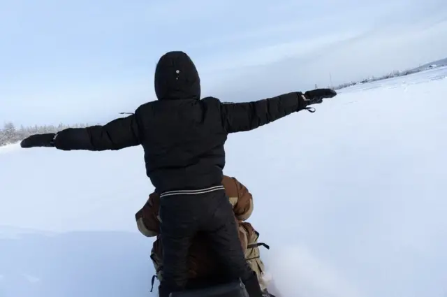 คนบนหิมะ