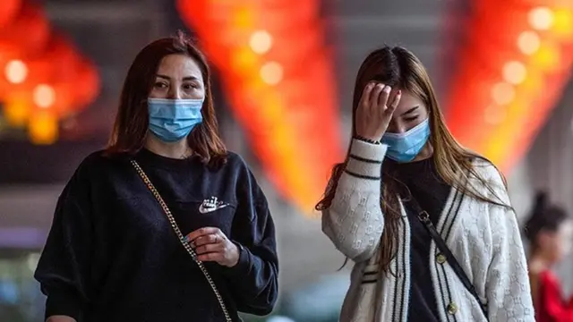 கொரோனா வைரஸ்: மரண அச்சத்திற்கு இடையே லாபம் கொழிக்கும் நிறுவனங்கள் - சில தகவல்கள்