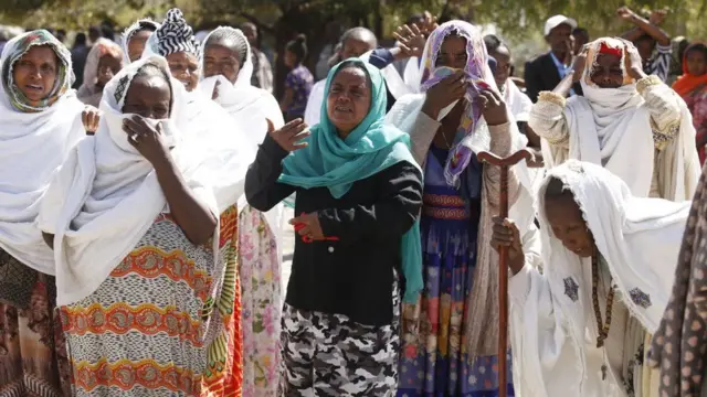 ينظم أهالي تيغراي احتجاجا على الحكومة بشأن حالة توزيع المواد الغذائية والوضع الحالي في الإقليم
