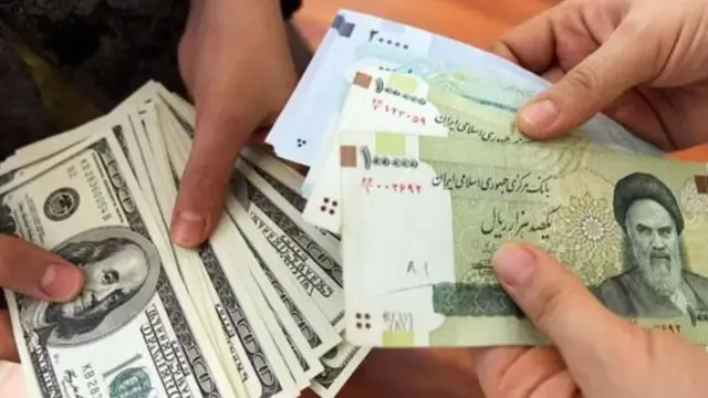 ق﻿یمت هر دلار آمریکا  طی سه روز اخیر، نزدیک به ۲ هزار و ۳۰۰ تومان بالاتر رفته 