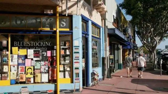 Hillcrest inajulikana kama "gayborhood" ya San Diego.