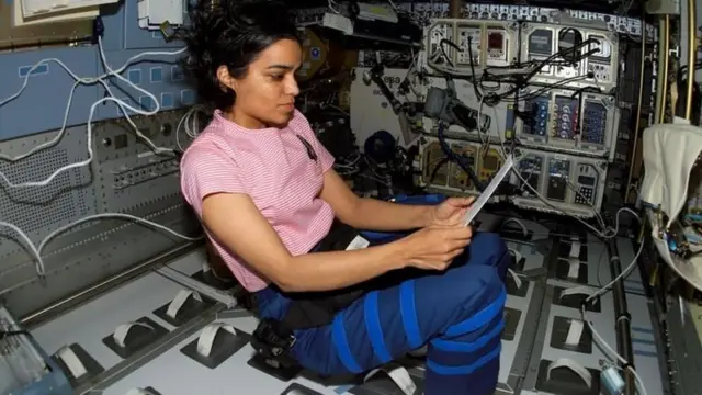 બીબીસી ગુજરાતી નાસા કોલંબિયા અંતરીક્ષયાન કલ્પના ચાવલા સુનીતા વિલિયમ્સ 