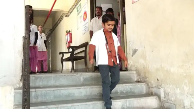 ડૉક્ટર ઓછી ઊંચાઈ ગુજરાત વિશ્વ