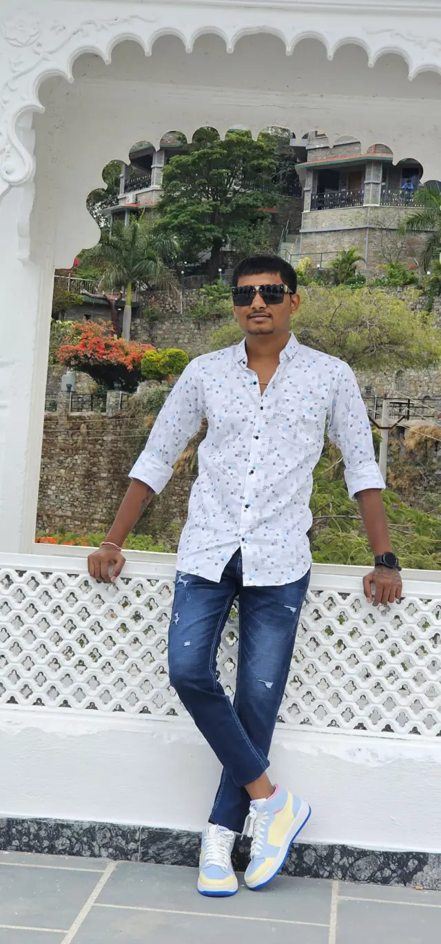 ઘાયલ યુવક