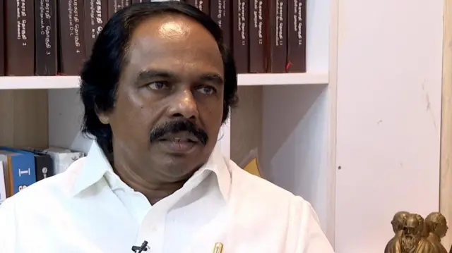 மனோ தங்கராஜ்