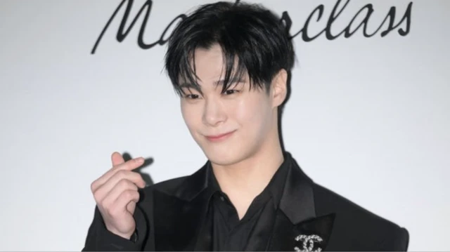 South Korean singer MoonBin of ASTRO attends the CHANEL Parfumeur Masterclass at Bukchon Hwigyumjae on 26 January, 2023