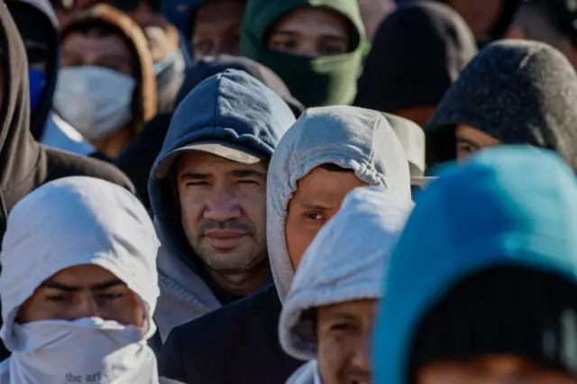 Migrantes em Jacumba, na Califórnia