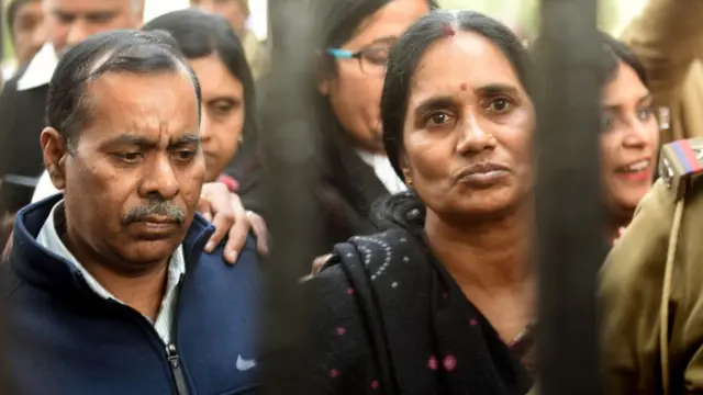 நிர்பயா பெற்றோர்