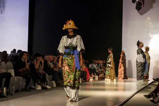 ‘አዲስ ፋሽን ዊክ’ በአዳራሹ የሚከናወን የፋሽን ትዕይት ነበር