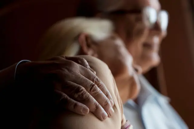 அன்பின் வெளிப்பட்டால் பிள்ளைகளுக்கு கொடுத்த சொத்தை மீட்கமுடியுமா? 