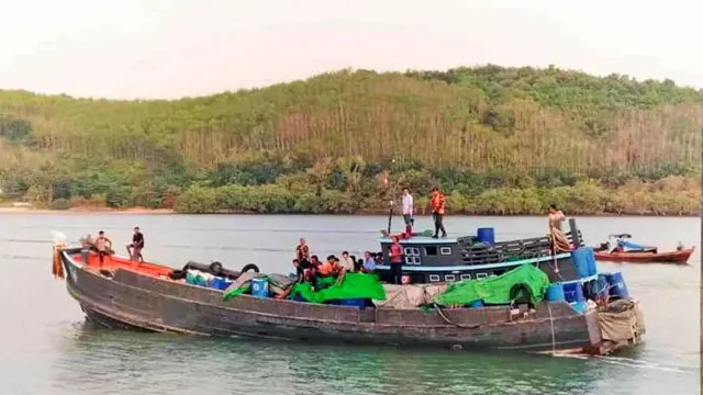 မြန်မာ ၂၀ ကျော်ပါတဲ့ စက်လှေကို ထိုင်းရဲဖမ်း