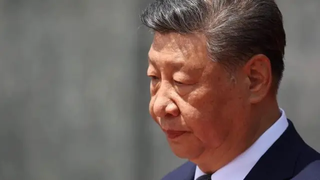 شی در ماه آوریل در سفر به آسیای جنوب شرقی از ویتنام، مالزی و کامبوج دیدن کرد