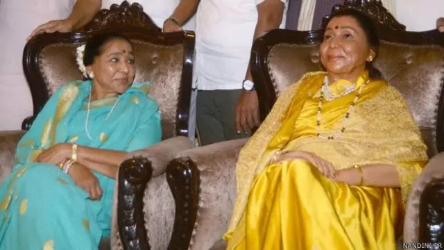 आशा भोंसले