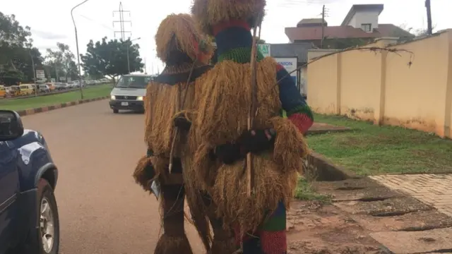 Mmọnwụ gbara na 'Coal Camp'
