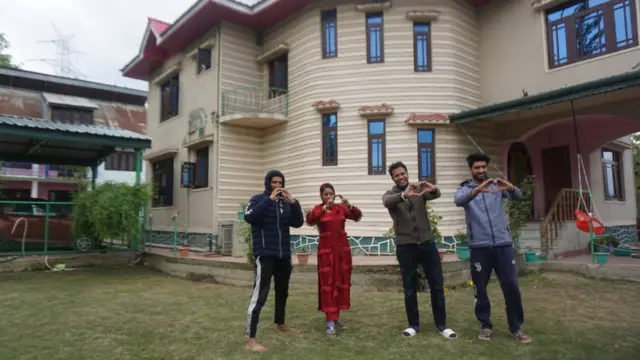 कोरोना कश्मीर