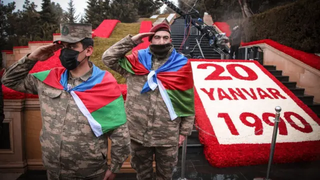 Азербайджанские солдаты в годовщину "черного января"