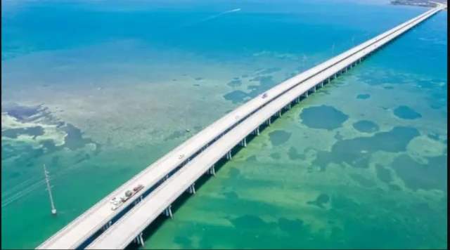 Flagler waxa uu go'aansaday in uu ku fidiyo jidkii tareenka ee badda ilaa Key West.
