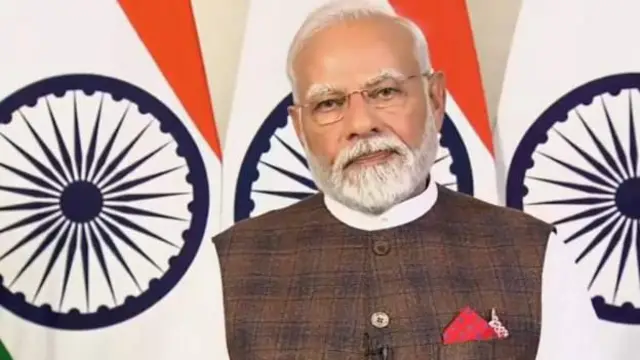 দক্ষিণ আফ্রিকা থেকে প্রধানমন্ত্রী মোদীও যোগ দেন বিজ্ঞানীদের সঙ্গে