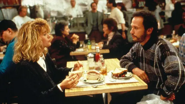 फ्रेंड झोन' सारखं खरंच काही असतं का?