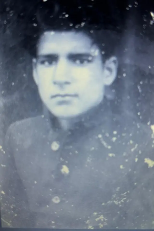 दुष्यंत कुमार की युवावस्था की तस्वीर