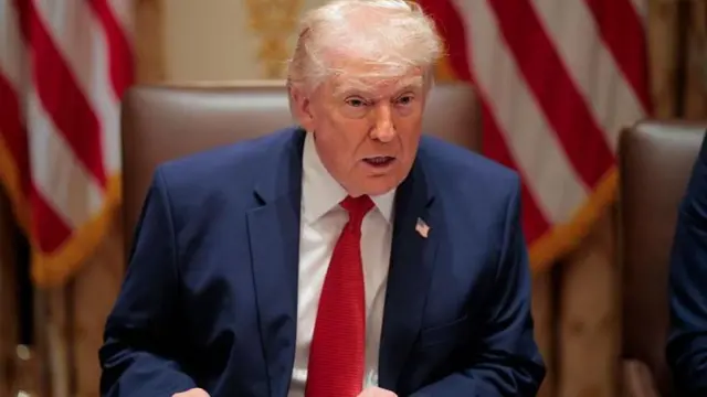 ईरान पर अमेरिका-इसराइल के हमले को एक महीना बीतने के बाद भी ट्रंप की ओर से ईरानियों को दी जाने वाली चेतावनियां लगातार जारी रही हैं