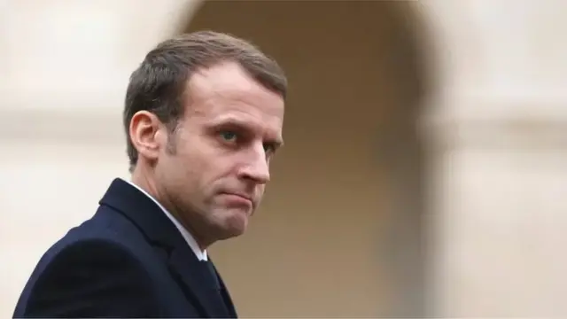 Emmanuel Macron a reconnu l'erreur commise d'avoir accusé l'Algérie de vouloir créer une "rente de mémoire" dans ses relations avec la France.