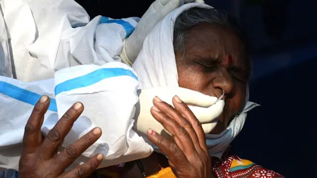 કોરોના ટેસ્ટિંગ