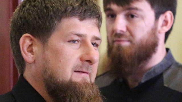 Глава Чечни Рамзан Кадыров и бывший мэр города Грозный Ислам Кадыров