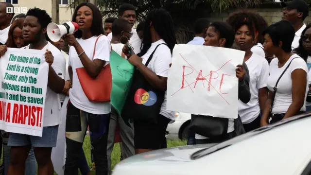 Awọn to gbe akọle dani