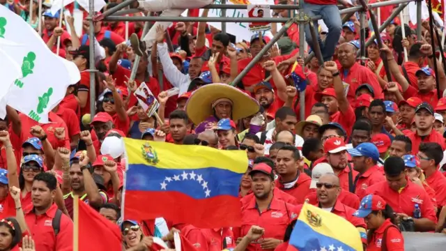 Simpatizantes de Nicolás Maduro
