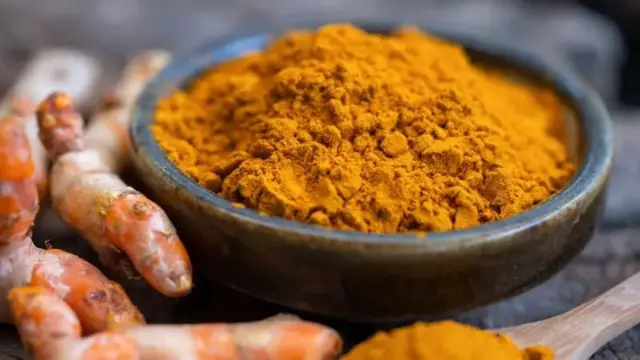 மஞ்சள் கிருமிநாசினி, வீக்கத்தைக் குறைக்கும் குணங்களைக் கொண்டுள்ளதா?